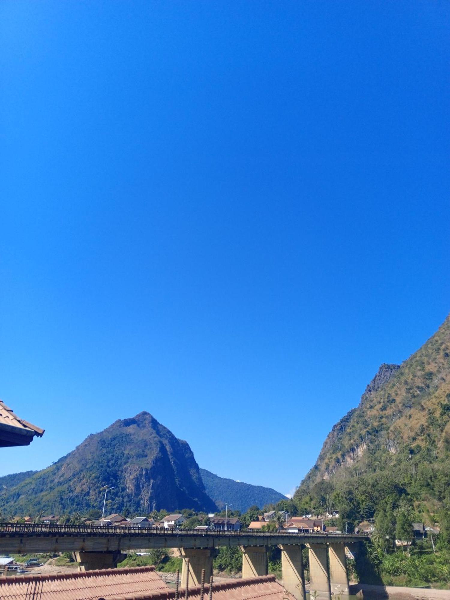 Sunrise Guest House Nongkhiaw 객실 사진